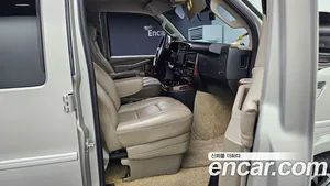 Chevrolet Express Van, 2019 — миниатюра 11
