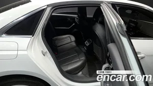 Audi A4, 2021 — миниатюра 12