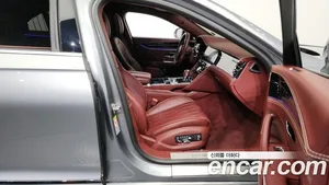 Bentley Flying Spur, 2020 — миниатюра 11