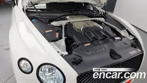 Bentley Continental, 2023 — миниатюра 6