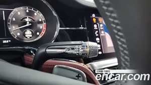 Bentley Continental, 2023 — миниатюра 14