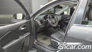 Jeep Cherokee, 2021 — миниатюра 10