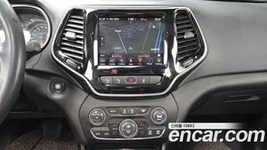 Jeep Cherokee, 2021 — миниатюра 16