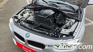 BMW 3-Series, 2017 — миниатюра 6