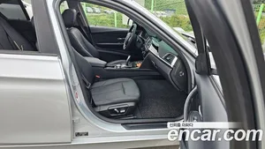 BMW 3-Series, 2017 — миниатюра 12