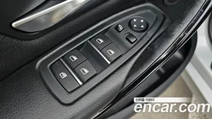 BMW 3-Series, 2017 — миниатюра 13
