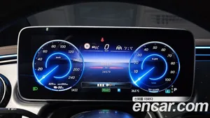 Mercedes-Benz EQE, 2023 — миниатюра 8
