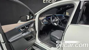 Mercedes-Benz EQE, 2023 — миниатюра 10