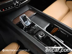 Volvo XC60, 2023 — миниатюра 9