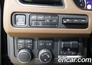 Chevrolet Surburban, 2021 — миниатюра 12