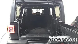 Jeep Wrangler, 2021 — миниатюра 20