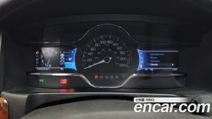 Lincoln MKS, 2013 — миниатюра 8