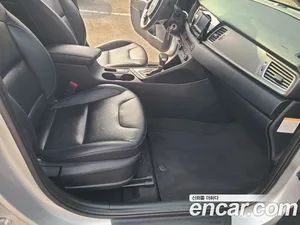 Kia Niro, 2018 — миниатюра 9