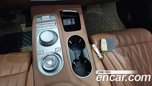 Genesis GV70, 2023 — миниатюра 9