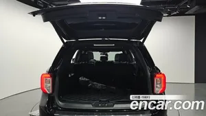Ford Explorer, 2020 — миниатюра 20