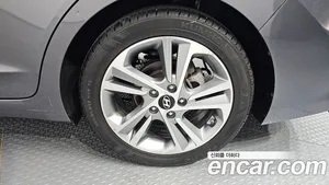 Hyundai Avante, 2017 — миниатюра 5
