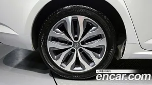 Renault SM6, 2016 — миниатюра 5