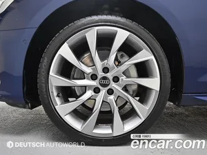 Audi A4, 2023 — миниатюра 5