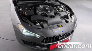 Maserati Ghibli, 2021 — миниатюра 6