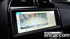 Jaguar XE, 2018 — миниатюра 15