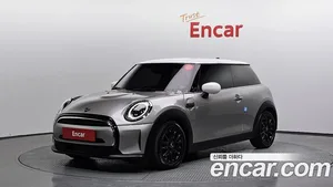 Mini Cooper, 2023 — миниатюра 1