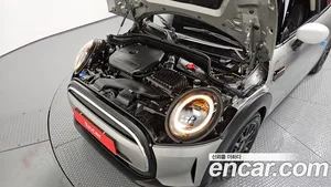 Mini Cooper, 2023 — миниатюра 6