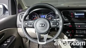 Kia Carnival, 2016 — миниатюра 13