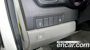 Kia Carnival, 2016 — миниатюра 19