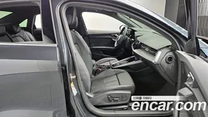 Audi A3, 2023 — миниатюра 10