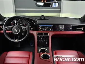 Porsche Taycan, 2025 — миниатюра 7