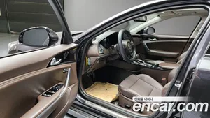 Kia Stinger, 2017 — миниатюра 11