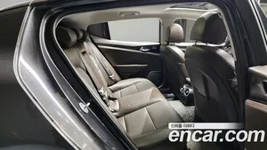 Kia Stinger, 2017 — миниатюра 12