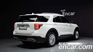 Ford Explorer, 2022 — миниатюра 2