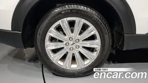 Ford Explorer, 2022 — миниатюра 5
