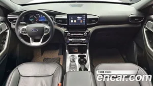 Ford Explorer, 2022 — миниатюра 7