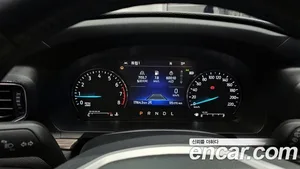 Ford Explorer, 2022 — миниатюра 8