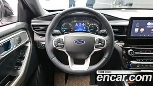 Ford Explorer, 2022 — миниатюра 13