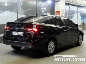 Toyota Prius, 2022 — миниатюра 4