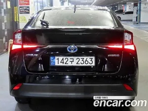 Toyota Prius, 2022 — миниатюра 5