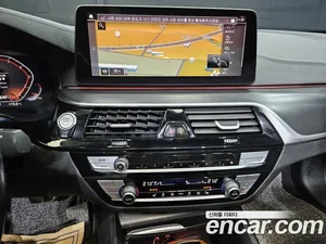 BMW 5-Series, 2022 — миниатюра 13