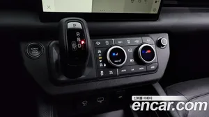 Land Rover Defender, 2024 — миниатюра 9