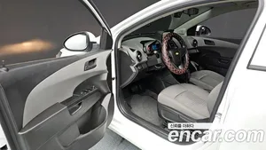 Chevrolet Aveo, 2016 — миниатюра 10