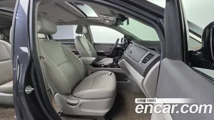 Kia Carnival, 2016 — миниатюра 10