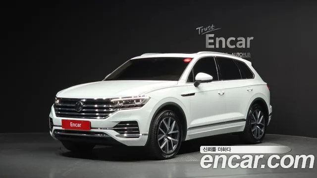 Volkswagen Touareg, 2022 — фото автомобиля из Кореи