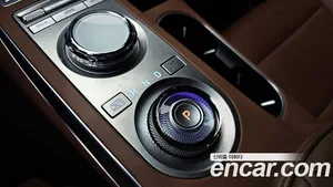 Genesis GV70, 2023 — миниатюра 9
