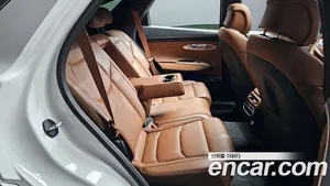 Genesis GV70, 2023 — миниатюра 12