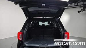 Ford Explorer, 2020 — миниатюра 20