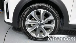 Kia Stonic, 2018 — миниатюра 5