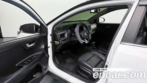 Kia Stonic, 2018 — миниатюра 10