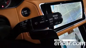 Land Rover Range Rover Velar, 2022 — миниатюра 17